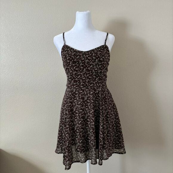 Papaya Dresses & Skirts - Papaya floral brown dress
